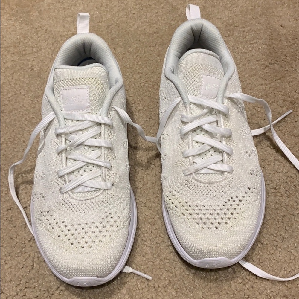 APL gym shoes